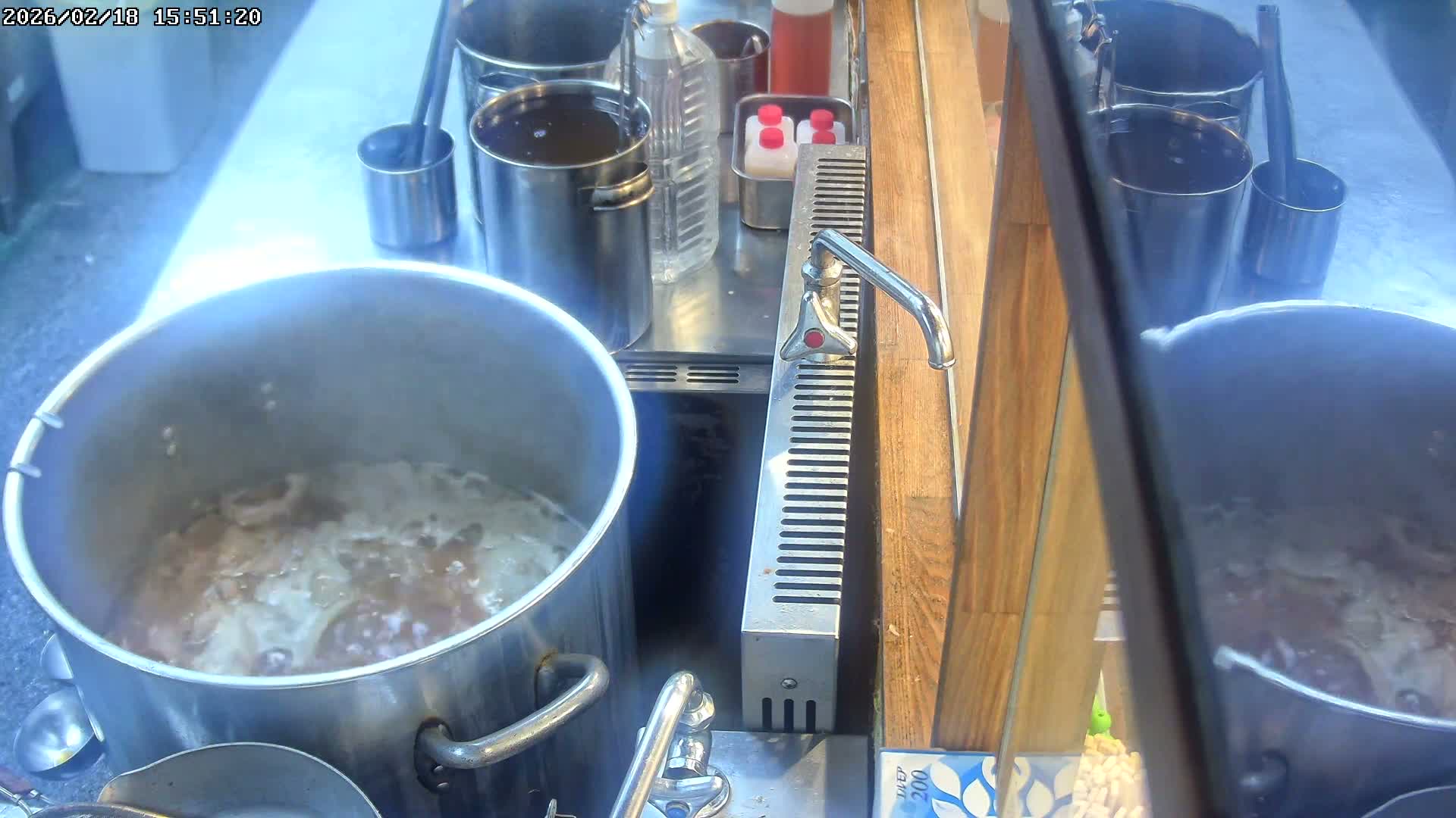 Saitama, Kawaguchi, Ramen Hyakuninriki Japanese Ramen Kitchen ( 埼玉・川口・ラーメン百人力 日本のラーメンキッチン ) Live Cam - 3 Chome, Namiki, Kawaguchi, Saitama, Kantō, Honshu, Japan