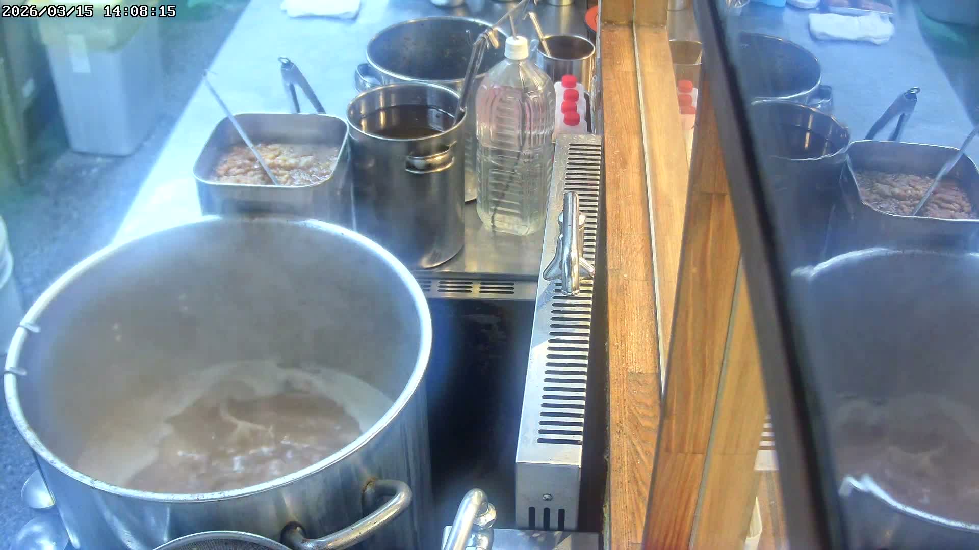 Saitama, Kawaguchi, Ramen Hyakuninriki Japanese Ramen Kitchen ( 埼玉・川口・ラーメン百人力 日本のラーメンキッチン ) Live Cam - 3 Chome, Namiki, Kawaguchi, Saitama, Kantō, Honshu, Japan