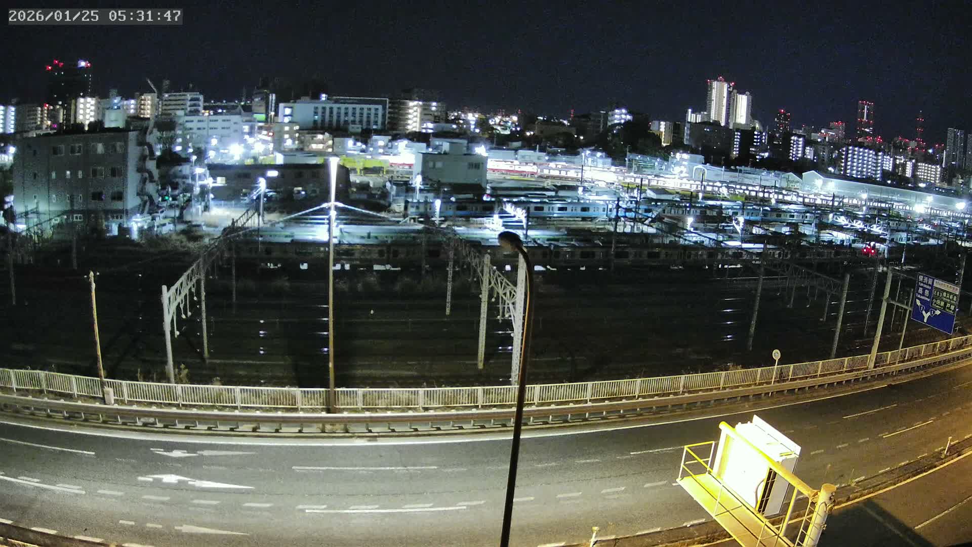 Kanagawa, Yokohama Higashi-Kanagawa Train Vehicle Center & Yokohama Downtown View ( 神奈川・横浜 東神奈川車両センター＆横浜ダウンタウンビュ ) Live Cam -  Tatemachi, Kanagawa-ku, Yokohama, Kanagawa, Kanto, Honshu, Japan