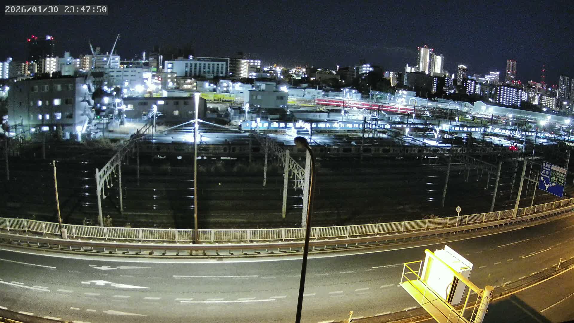 Kanagawa, Yokohama Higashi-Kanagawa Train Vehicle Center & Yokohama Downtown View ( 神奈川・横浜 東神奈川車両センター＆横浜ダウンタウンビュ ) Live Cam -  Tatemachi, Kanagawa-ku, Yokohama, Kanagawa, Kanto, Honshu, Japan
