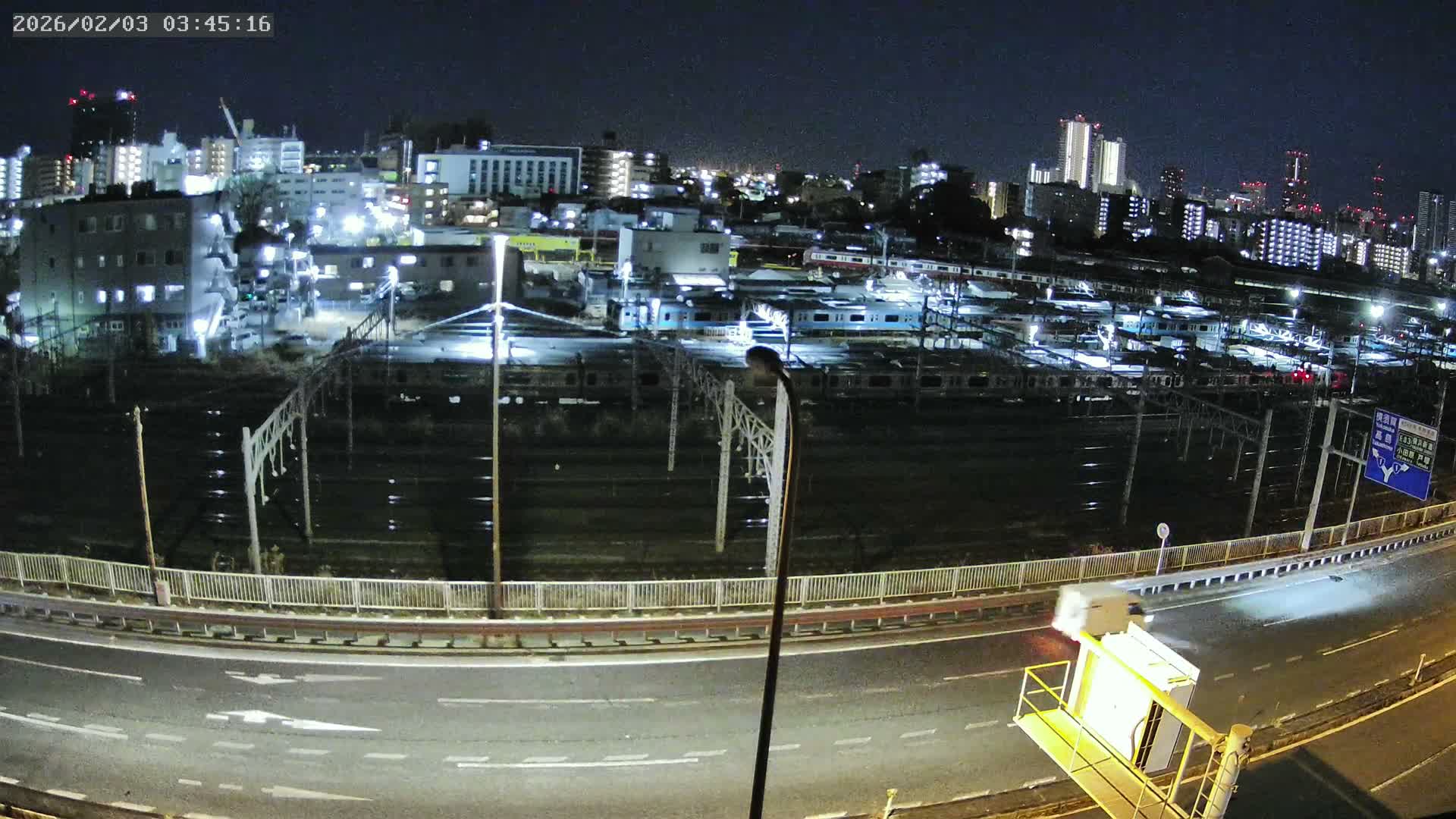 Kanagawa, Yokohama Higashi-Kanagawa Train Vehicle Center & Yokohama Downtown View ( 神奈川・横浜 東神奈川車両センター＆横浜ダウンタウンビュ ) Live Cam -  Tatemachi, Kanagawa-ku, Yokohama, Kanagawa, Kanto, Honshu, Japan