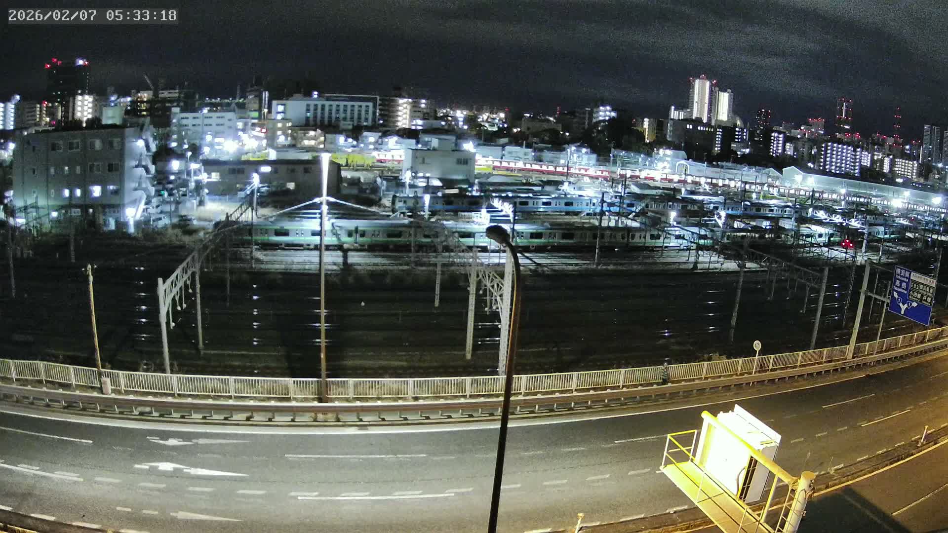 Kanagawa, Yokohama Higashi-Kanagawa Train Vehicle Center & Yokohama Downtown View ( 神奈川・横浜 東神奈川車両センター＆横浜ダウンタウンビュ ) Live Cam -  Tatemachi, Kanagawa-ku, Yokohama, Kanagawa, Kanto, Honshu, Japan
