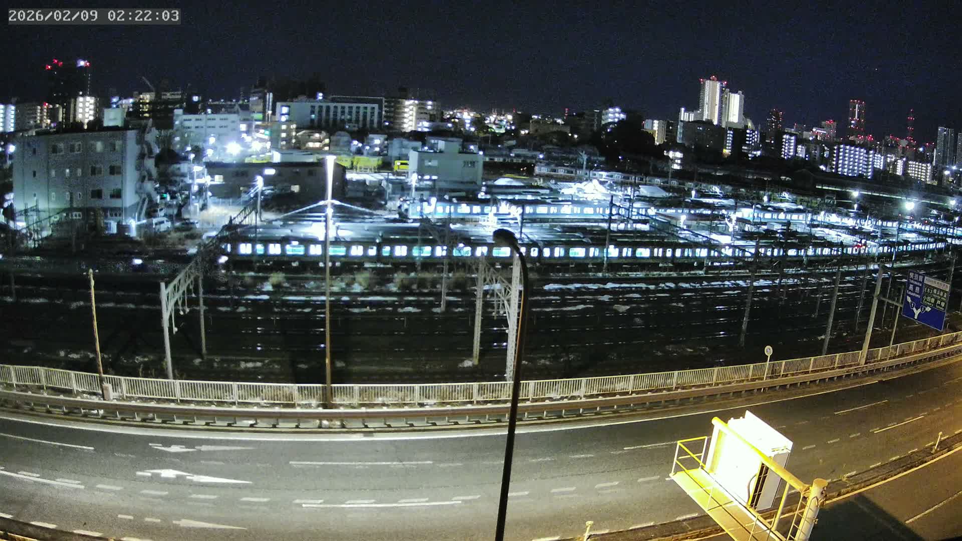 Kanagawa, Yokohama Higashi-Kanagawa Train Vehicle Center & Yokohama Downtown View ( 神奈川・横浜 東神奈川車両センター＆横浜ダウンタウンビュ ) Live Cam -  Tatemachi, Kanagawa-ku, Yokohama, Kanagawa, Kanto, Honshu, Japan