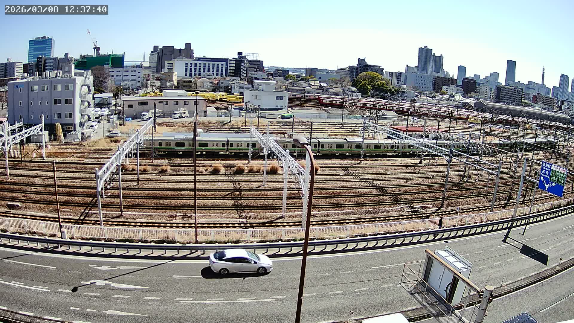 Kanagawa, Yokohama Higashi-Kanagawa Train Vehicle Center & Yokohama Downtown View ( 神奈川・横浜 東神奈川車両センター＆横浜ダウンタウンビュ ) Live Cam -  Tatemachi, Kanagawa-ku, Yokohama, Kanagawa, Kanto, Honshu, Japan