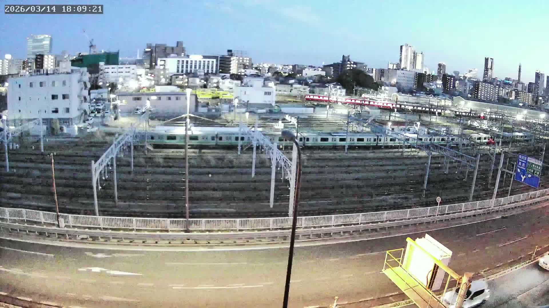 Kanagawa, Yokohama Higashi-Kanagawa Train Vehicle Center & Yokohama Downtown View ( 神奈川・横浜 東神奈川車両センター＆横浜ダウンタウンビュ ) Live Cam -  Tatemachi, Kanagawa-ku, Yokohama, Kanagawa, Kanto, Honshu, Japan