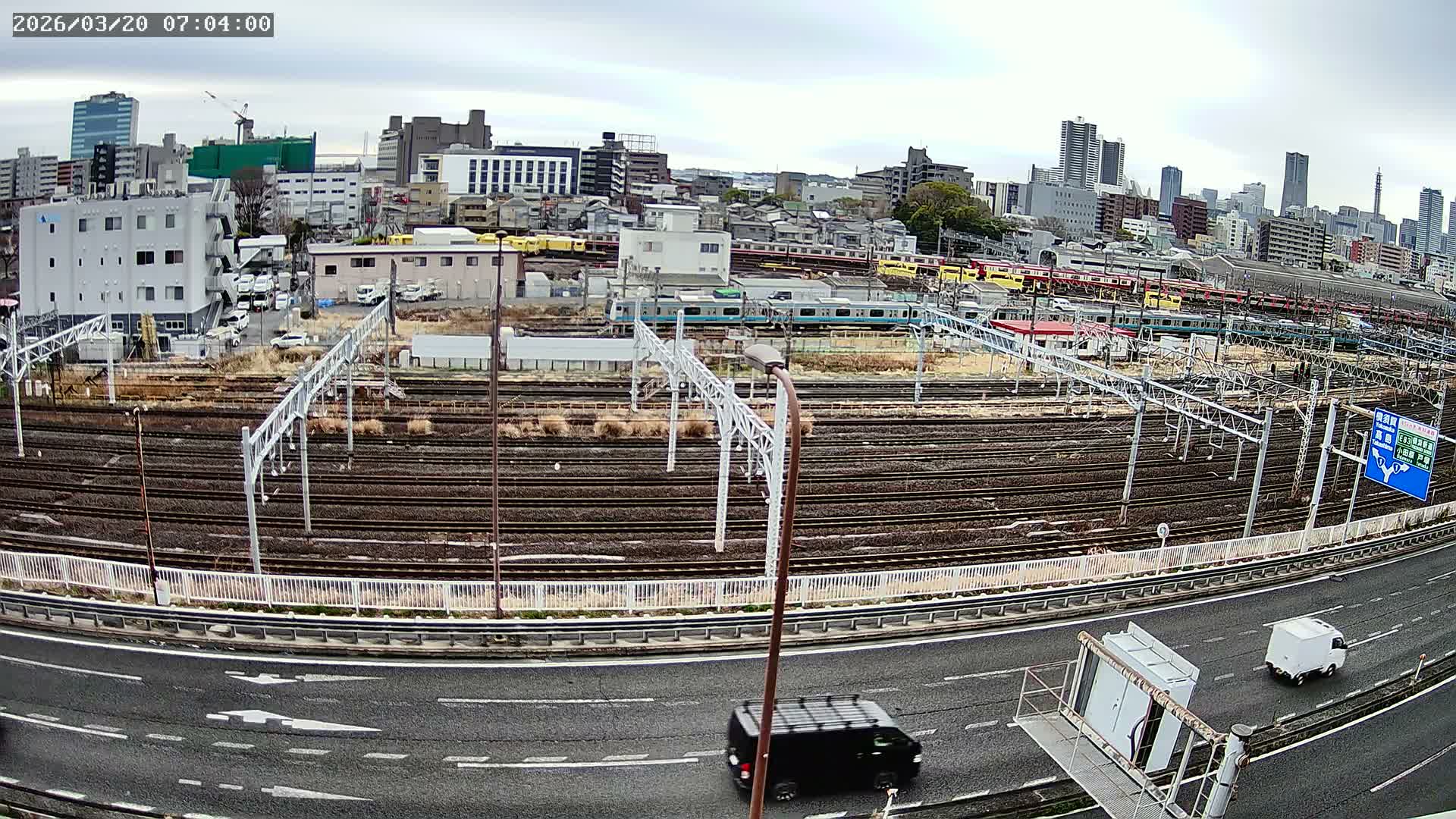 Kanagawa, Yokohama Higashi-Kanagawa Train Vehicle Center & Yokohama Downtown View ( 神奈川・横浜 東神奈川車両センター＆横浜ダウンタウンビュ ) Live Cam -  Tatemachi, Kanagawa-ku, Yokohama, Kanagawa, Kanto, Honshu, Japan