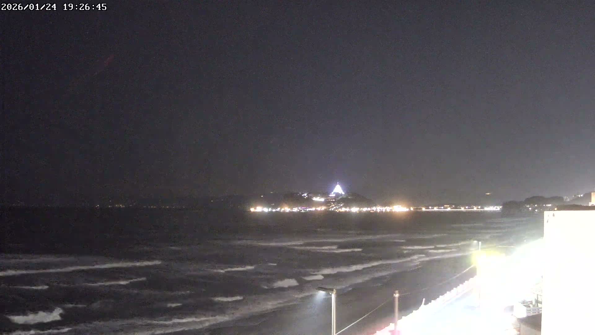 Kanagawa, Kamakura, Shichirigahama Beach & Mount Fuji View ( 神奈川、鎌倉、七里ヶ浜、富士山の眺め ) Live Cam -1 Chome, Shichirigahama, Kamakura, Kanagawa, Kanto, Honshu, Japan 