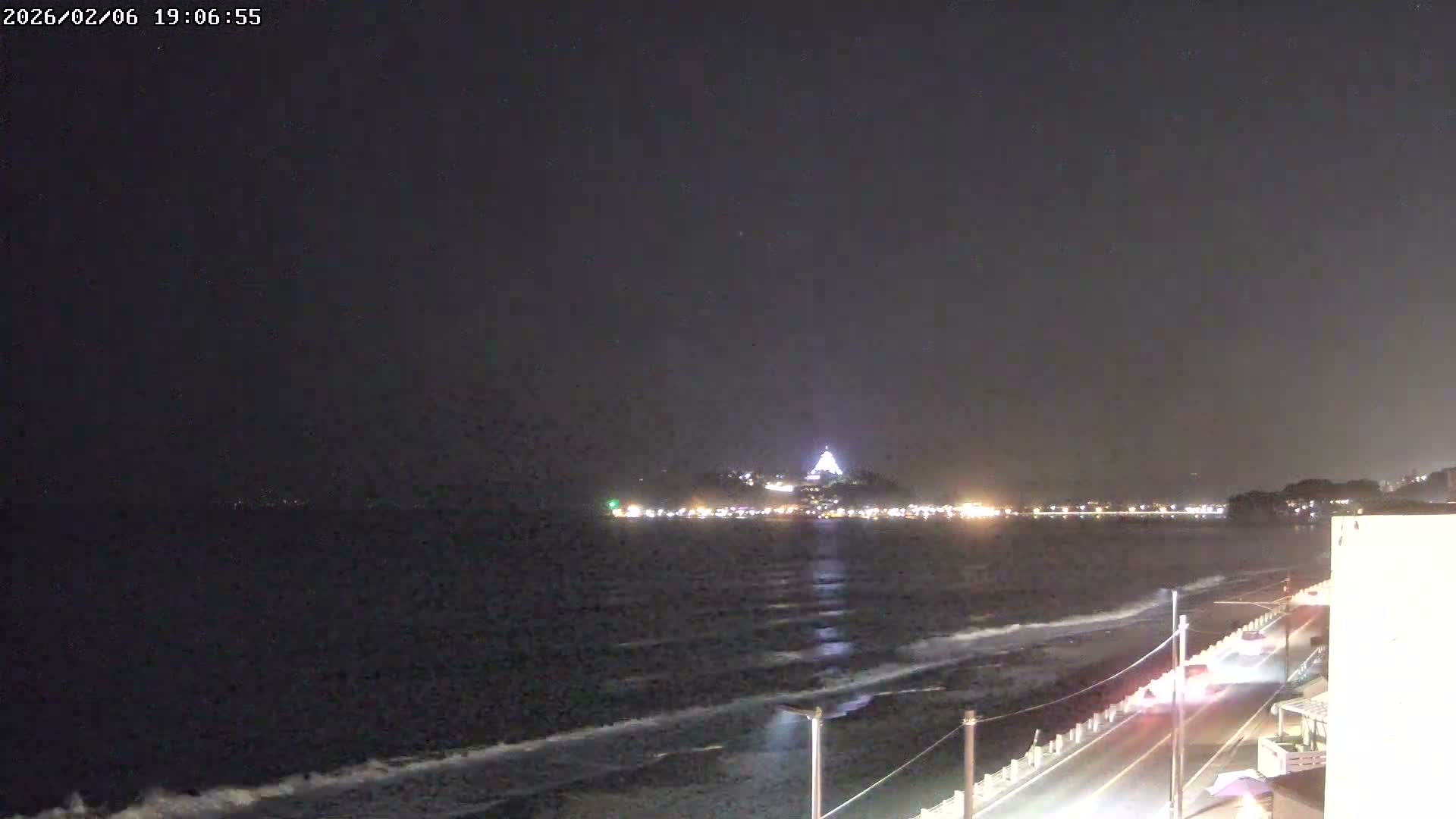 Kanagawa, Kamakura, Shichirigahama Beach & Mount Fuji View ( 神奈川、鎌倉、七里ヶ浜、富士山の眺め ) Live Cam -1 Chome, Shichirigahama, Kamakura, Kanagawa, Kanto, Honshu, Japan 