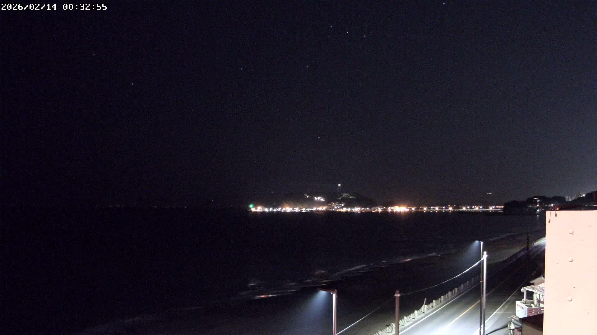 Kanagawa, Kamakura, Shichirigahama Beach & Mount Fuji View ( 神奈川、鎌倉、七里ヶ浜、富士山の眺め ) Live Cam -1 Chome, Shichirigahama, Kamakura, Kanagawa, Kanto, Honshu, Japan 