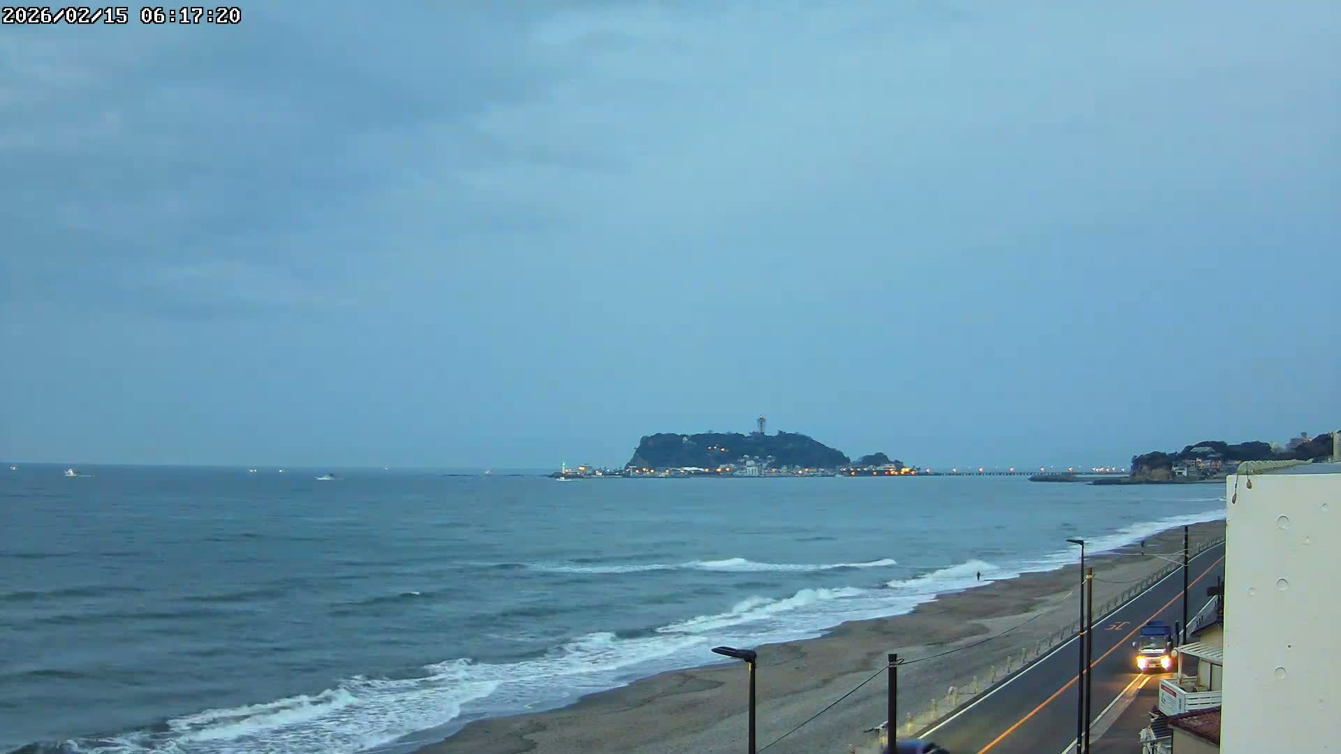 Kanagawa, Kamakura, Shichirigahama Beach & Mount Fuji View ( 神奈川、鎌倉、七里ヶ浜、富士山の眺め ) Live Cam -1 Chome, Shichirigahama, Kamakura, Kanagawa, Kanto, Honshu, Japan 