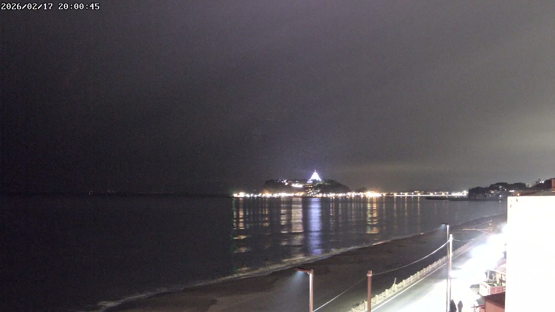 Kanagawa, Kamakura, Shichirigahama Beach & Mount Fuji View ( 神奈川、鎌倉、七里ヶ浜、富士山の眺め ) Live Cam -1 Chome, Shichirigahama, Kamakura, Kanagawa, Kanto, Honshu, Japan 