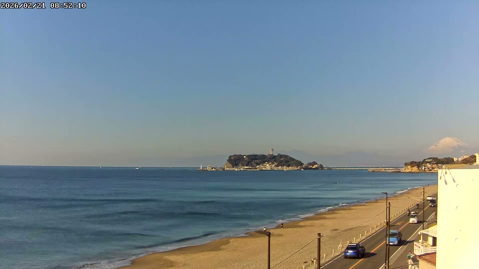 Kanagawa, Kamakura, Shichirigahama Beach & Mount Fuji View ( 神奈川、鎌倉、七里ヶ浜、富士山の眺め ) Live Cam -1 Chome, Shichirigahama, Kamakura, Kanagawa, Kanto, Honshu, Japan 