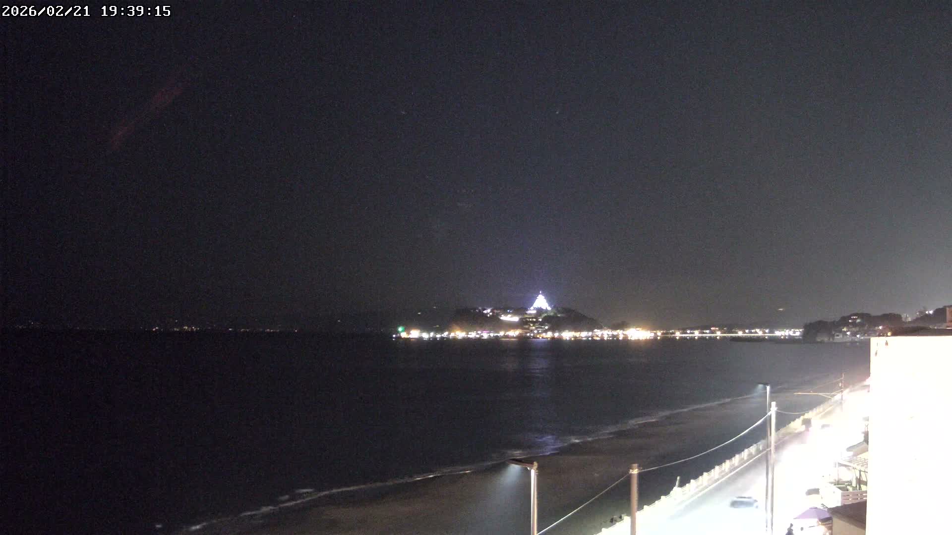 Kanagawa, Kamakura, Shichirigahama Beach & Mount Fuji View ( 神奈川、鎌倉、七里ヶ浜、富士山の眺め ) Live Cam -1 Chome, Shichirigahama, Kamakura, Kanagawa, Kanto, Honshu, Japan 