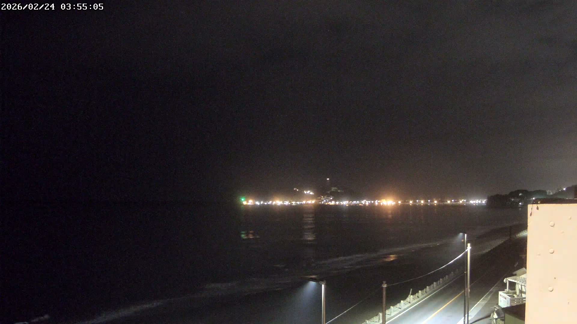 Kanagawa, Kamakura, Shichirigahama Beach & Mount Fuji View ( 神奈川、鎌倉、七里ヶ浜、富士山の眺め ) Live Cam -1 Chome, Shichirigahama, Kamakura, Kanagawa, Kanto, Honshu, Japan 