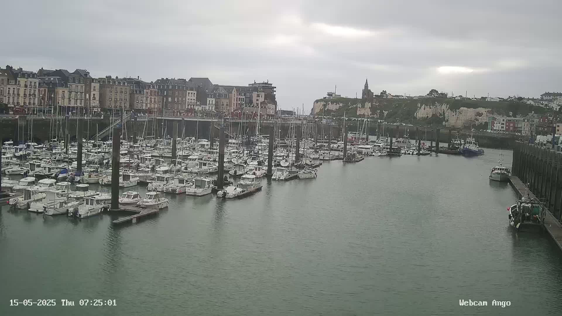 Dieppe, Port de Plaisance Marine Live Cam - Dieppe, Seine-Maritime, Normandie, France
