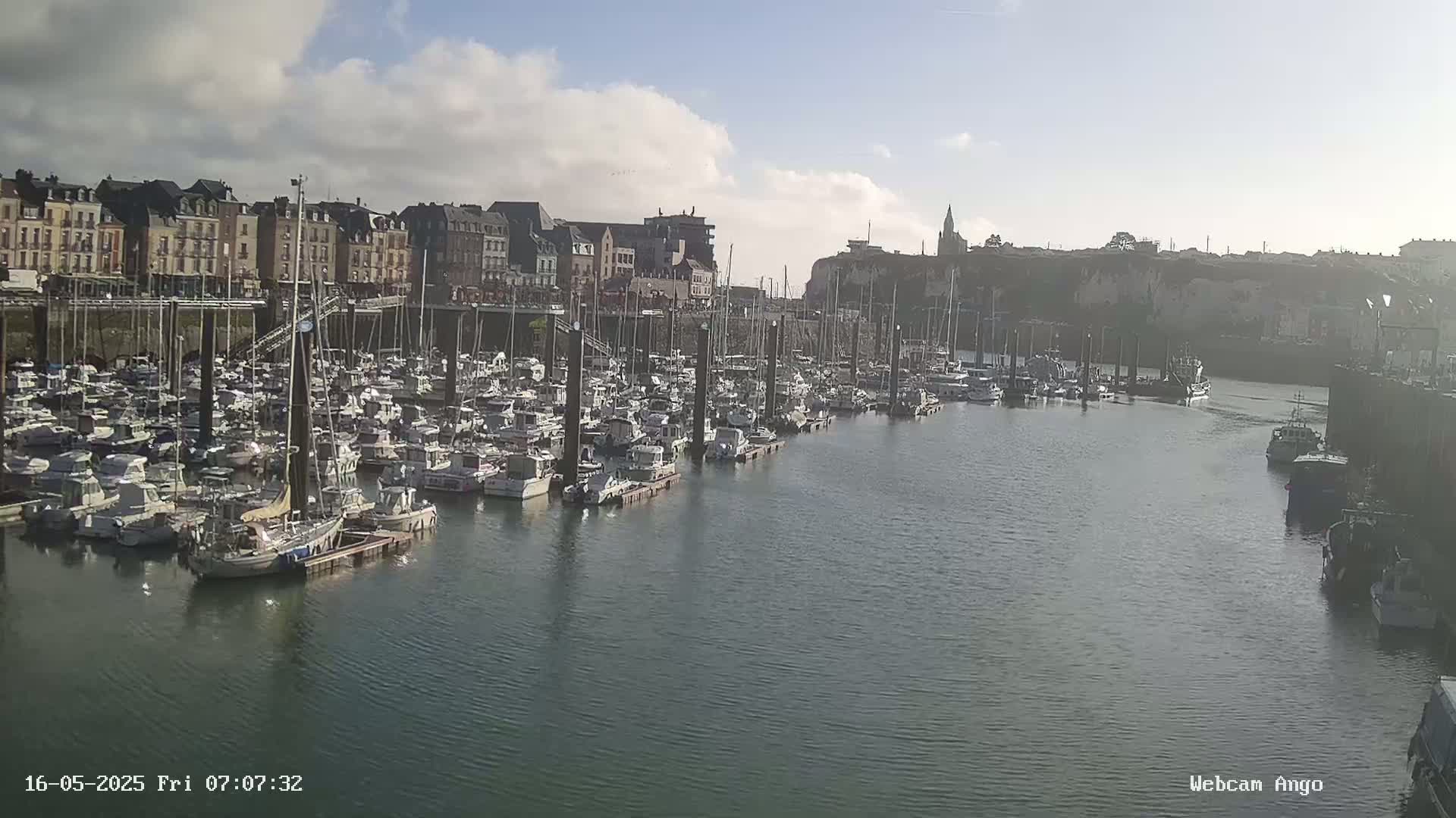 Dieppe, Port de Plaisance Marine Live Cam - Dieppe, Seine-Maritime, Normandie, France