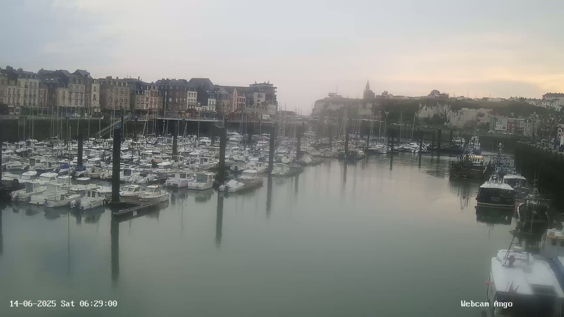 Dieppe, Port de Plaisance Marine Live Cam - Dieppe, Seine-Maritime, Normandie, France