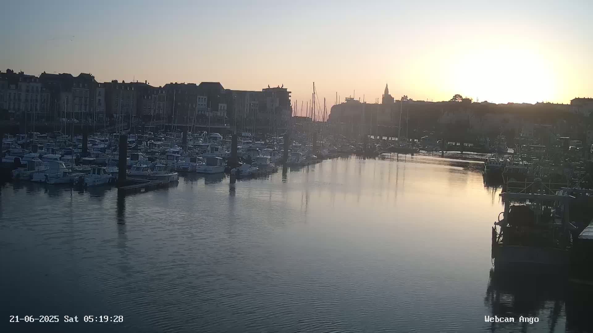 Dieppe, Port de Plaisance Marine Live Cam - Dieppe, Seine-Maritime, Normandie, France