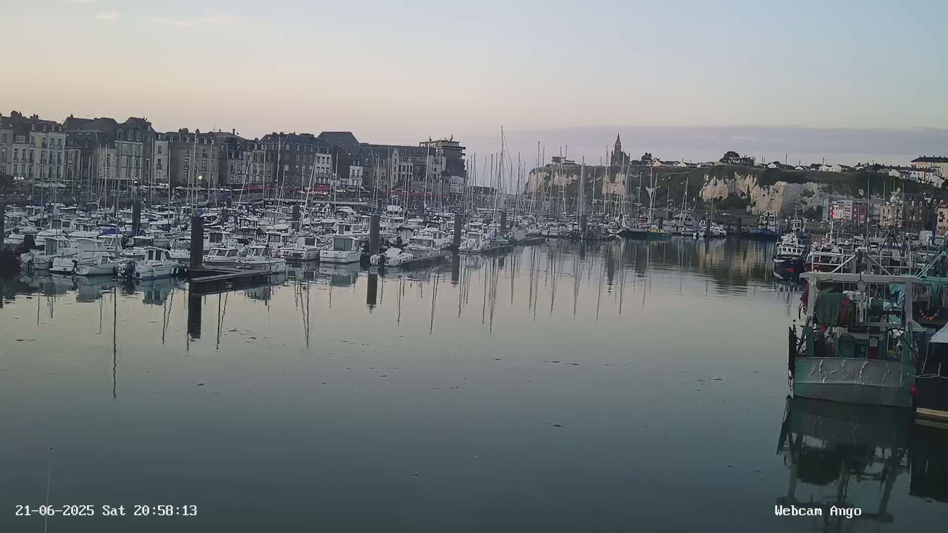 Dieppe, Port de Plaisance Marine Live Cam - Dieppe, Seine-Maritime, Normandie, France