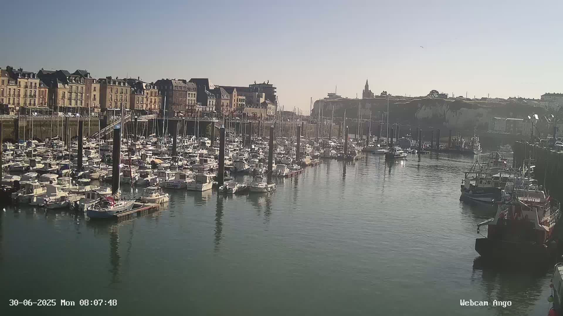 Dieppe, Port de Plaisance Marine Live Cam - Dieppe, Seine-Maritime, Normandie, France