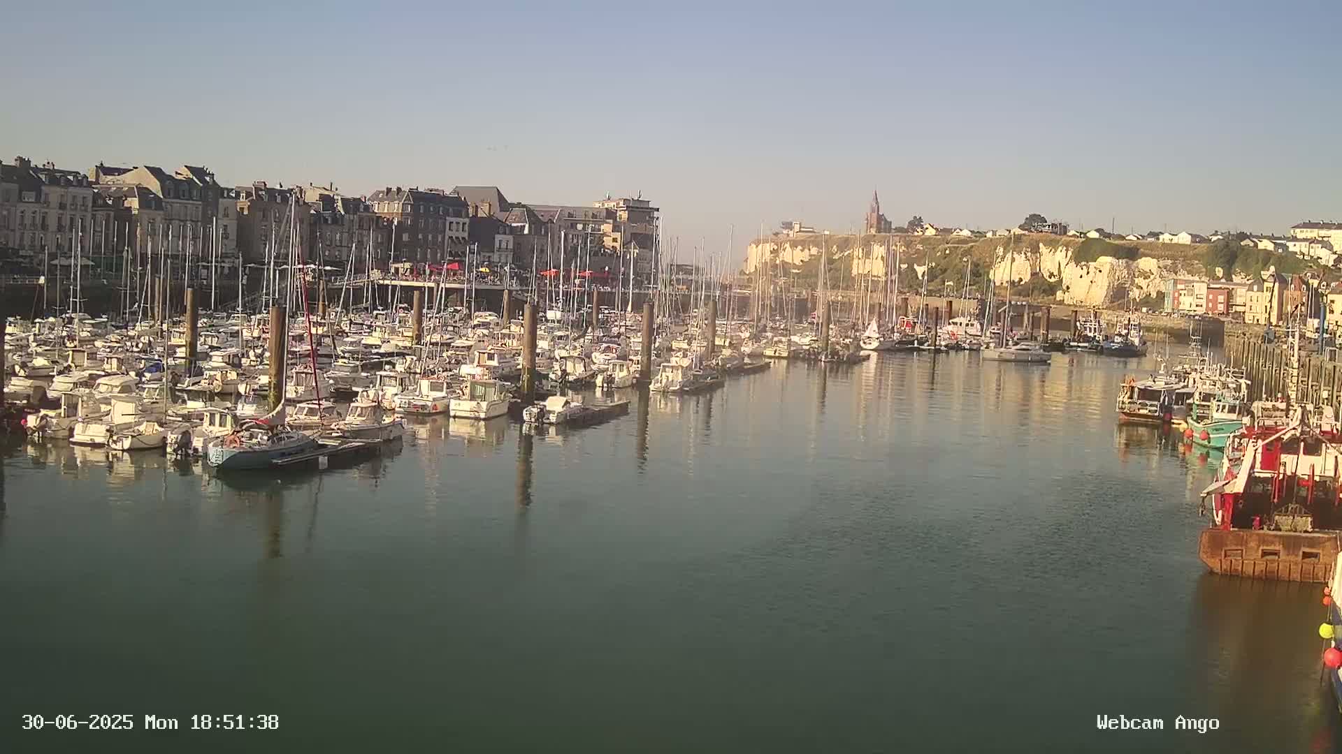 Dieppe, Port de Plaisance Marine Live Cam - Dieppe, Seine-Maritime, Normandie, France