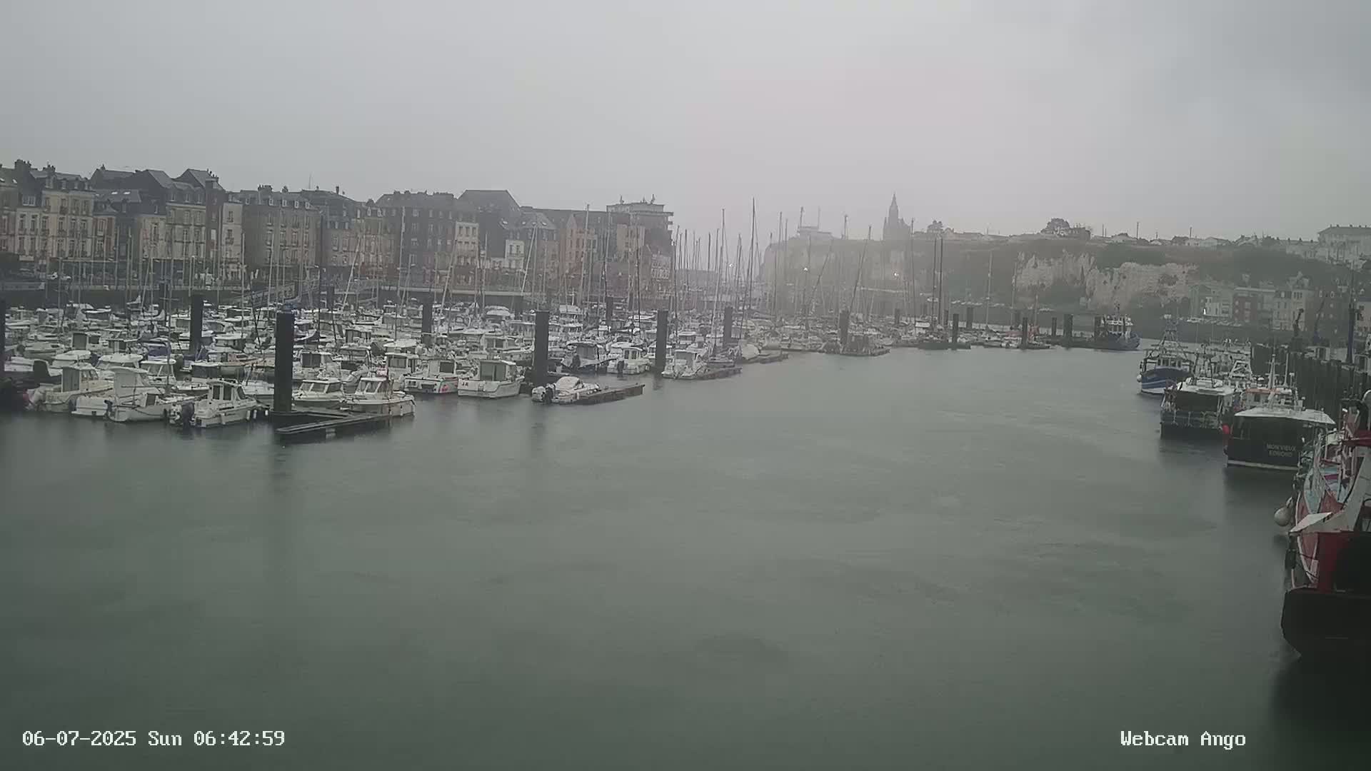 Dieppe, Port de Plaisance Marine Live Cam - Dieppe, Seine-Maritime, Normandie, France
