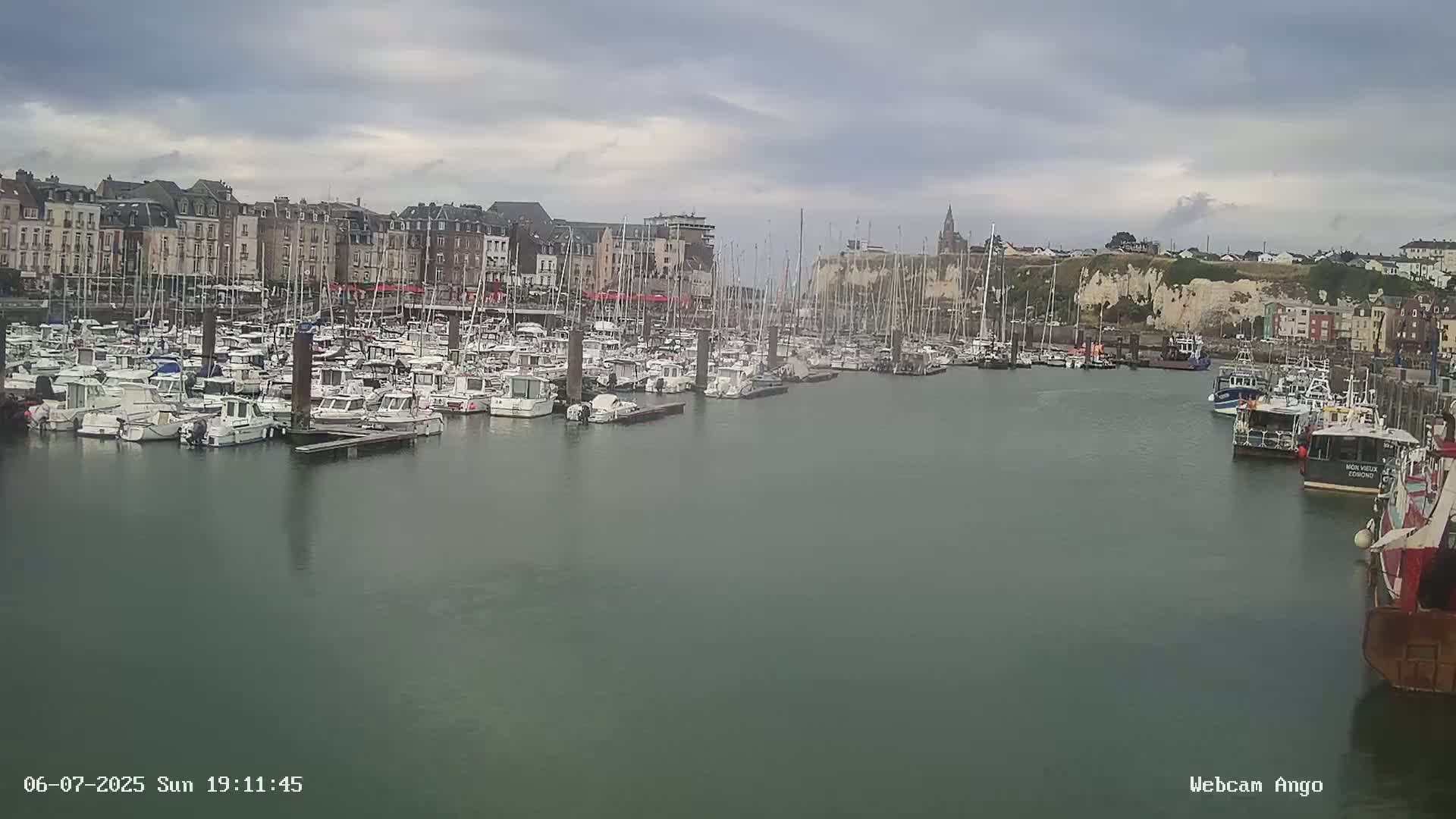 Dieppe, Port de Plaisance Marine Live Cam - Dieppe, Seine-Maritime, Normandie, France
