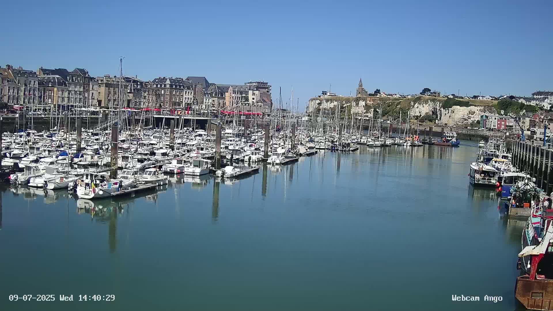 Dieppe, Port de Plaisance Marine Live Cam - Dieppe, Seine-Maritime, Normandie, France