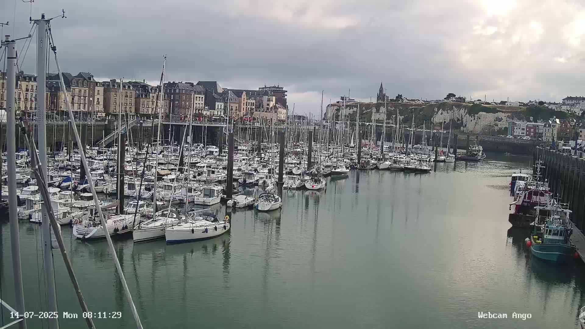 Dieppe, Port de Plaisance Marine Live Cam - Dieppe, Seine-Maritime, Normandie, France