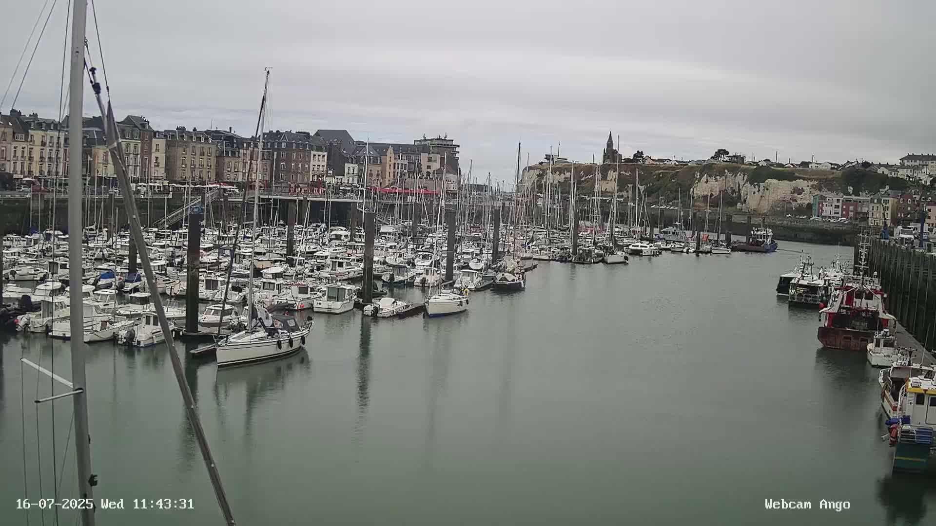 Dieppe, Port de Plaisance Marine Live Cam - Dieppe, Seine-Maritime, Normandie, France
