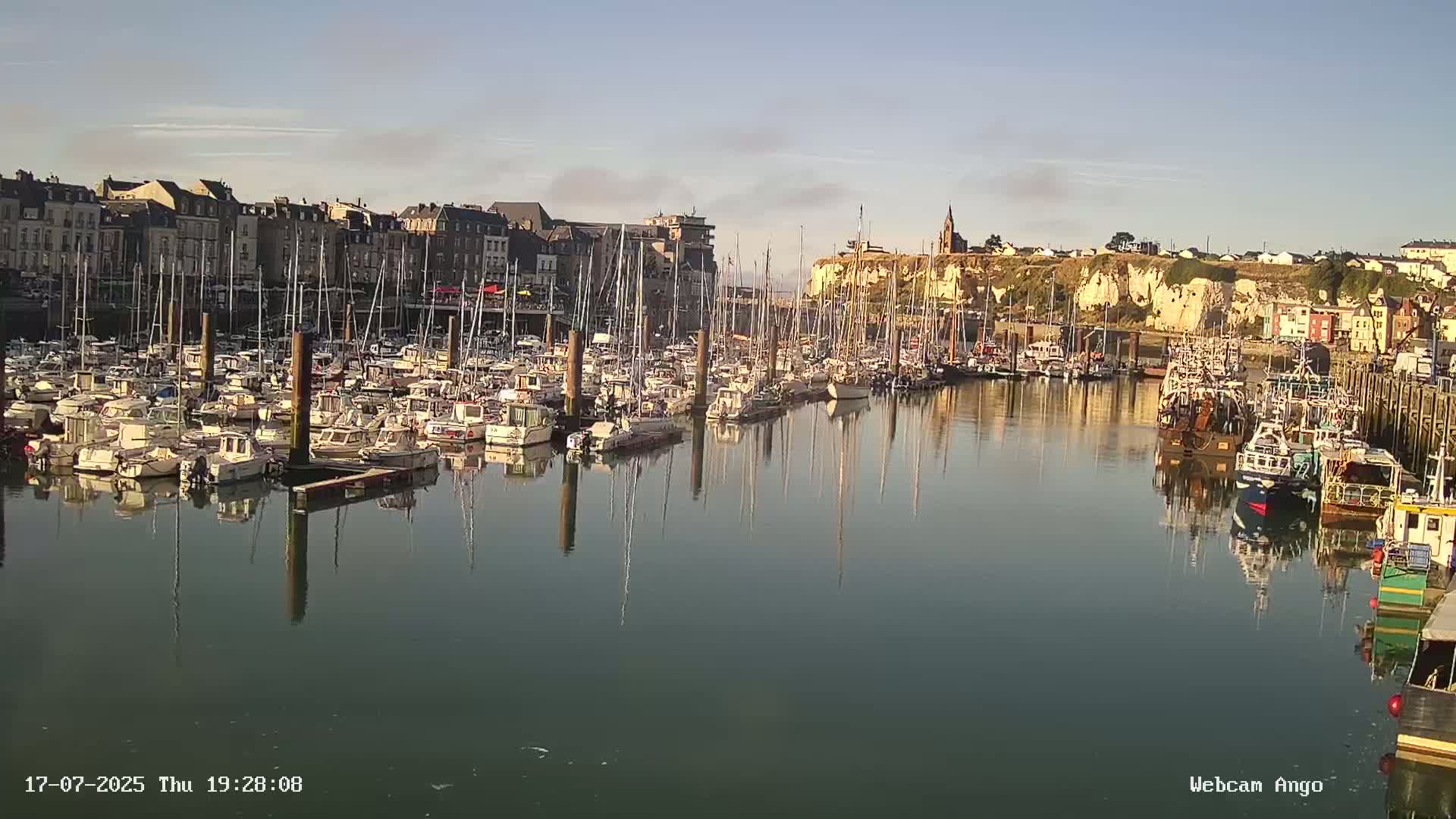 Dieppe, Port de Plaisance Marine Live Cam - Dieppe, Seine-Maritime, Normandie, France