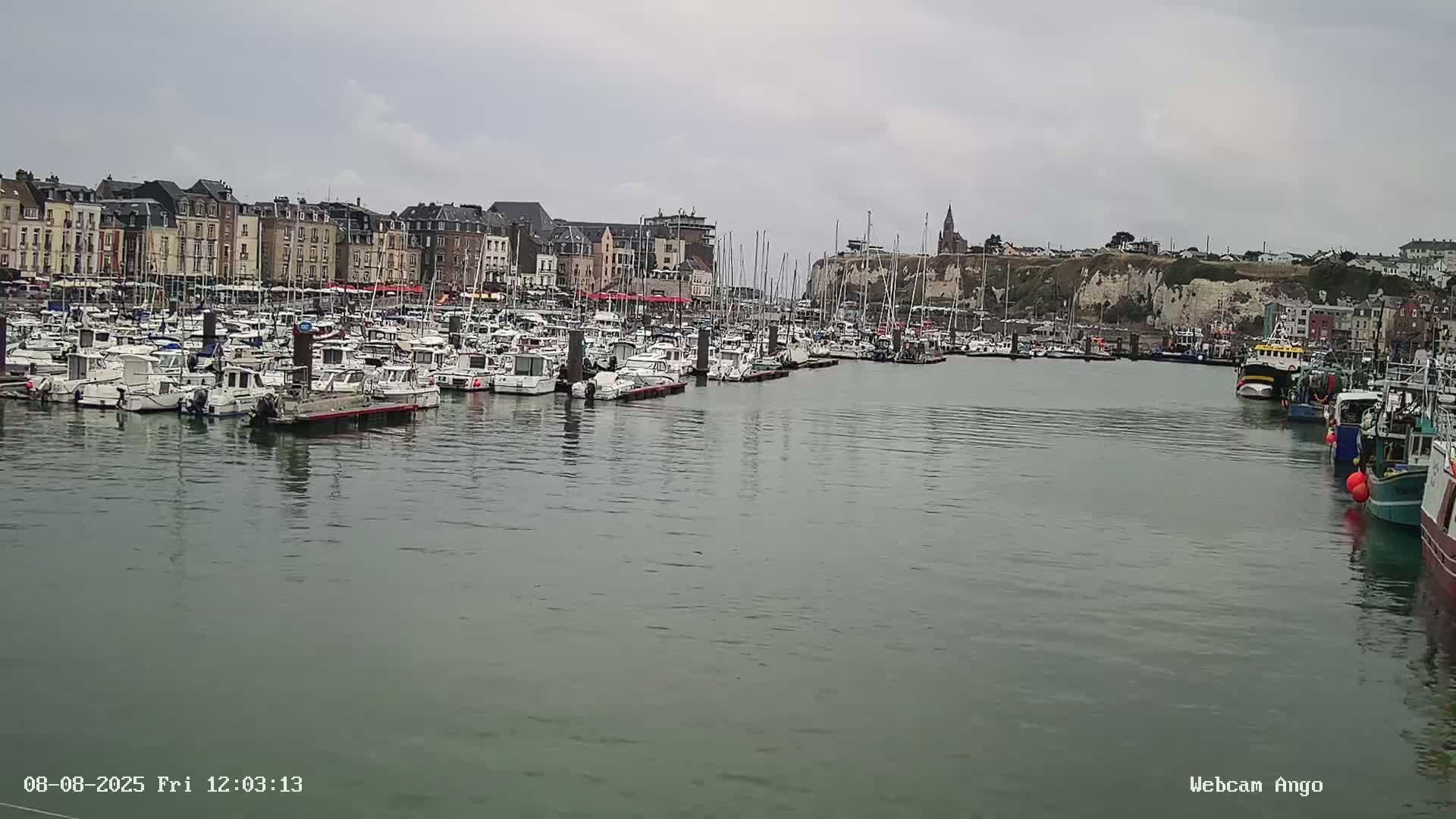 Dieppe, Port de Plaisance Marine Live Cam - Dieppe, Seine-Maritime, Normandie, France