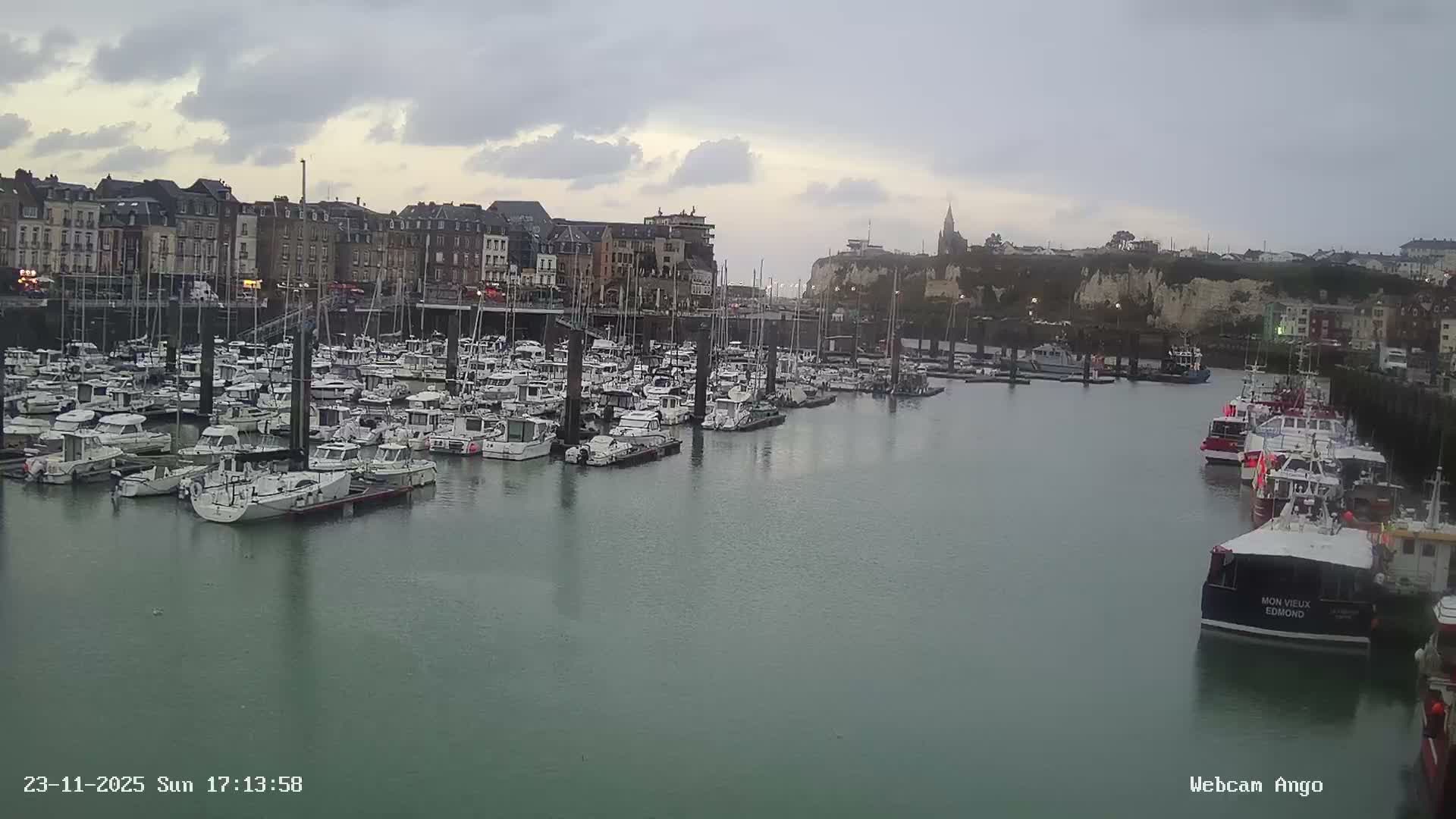 Dieppe, Port de Plaisance Marine Live Cam - Dieppe, Seine-Maritime, Normandie, France