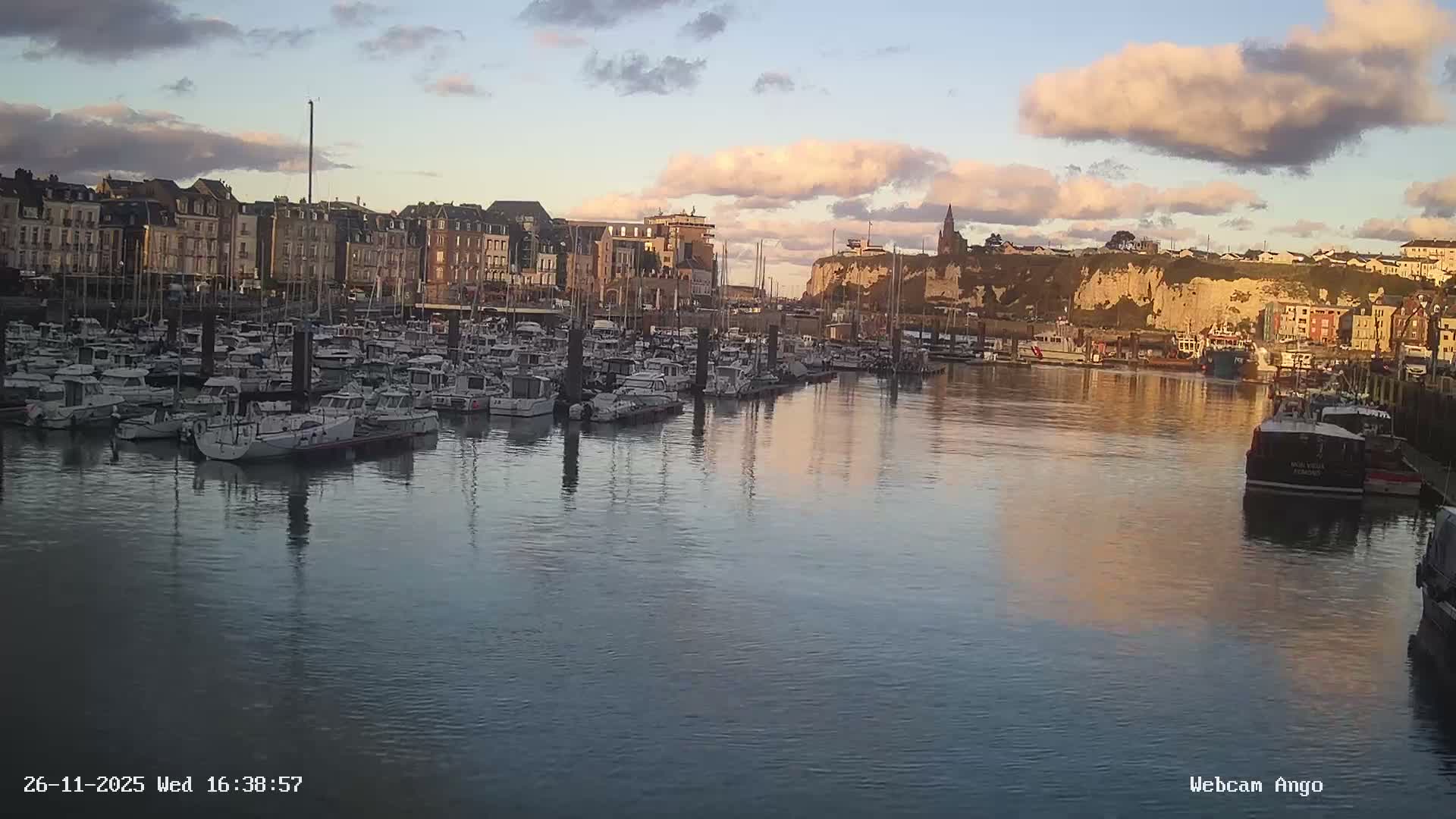 Dieppe, Port de Plaisance Marine Live Cam - Dieppe, Seine-Maritime, Normandie, France