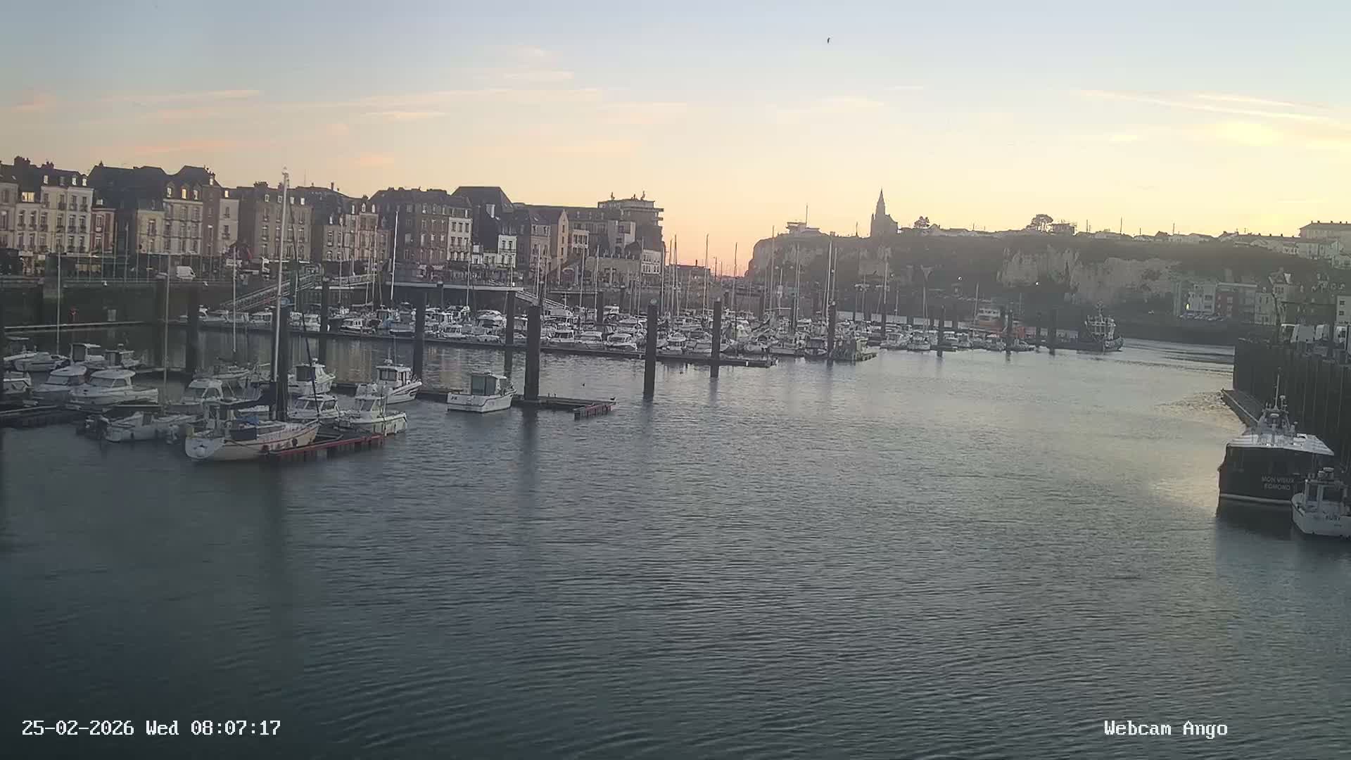 Dieppe, Port de Plaisance Marine Live Cam - Dieppe, Seine-Maritime, Normandie, France