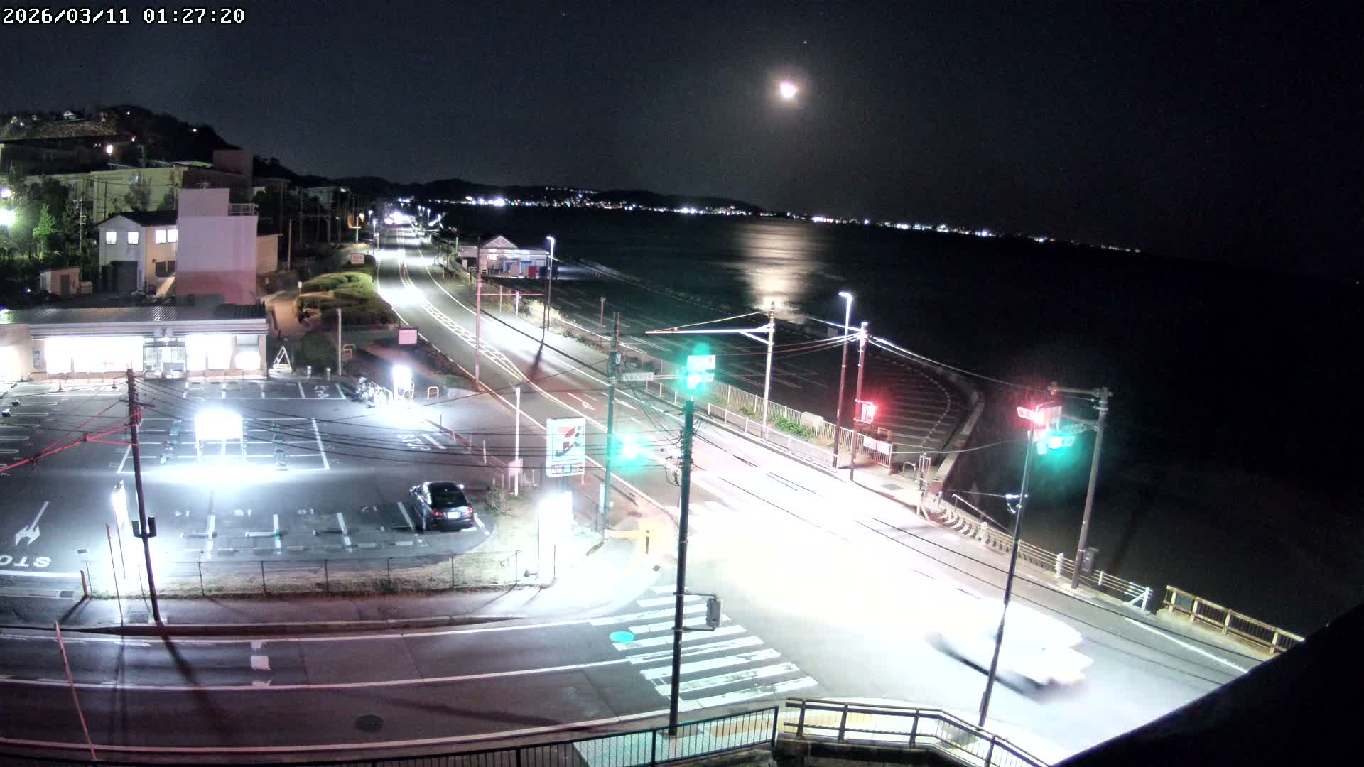 Kanagawa, Kamakura, Shichirigahama Beach Southeast  View ( 神奈川県鎌倉市七里ヶ浜海岸東南景 ) Live Cam -1 Chome, Shichirigahama, Kamakura, Kanagawa, Kanto, Honshu, Japan 