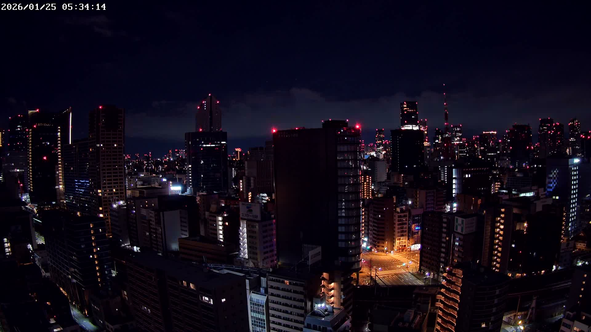 Tokyo, Minato Downtown & Skycrapers View from Shibaura ( 東京、港区、高層ビル群、芝浦からの眺め ) Live Cam - 1 Chome, Shibaura, Minato-ku, Tokyo, Kanto, Honshu, Japan