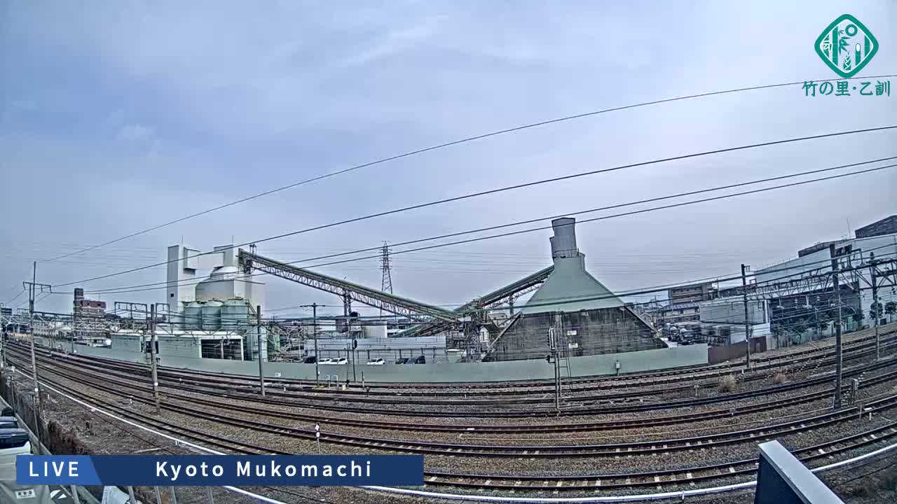Kyoto, Muko ,JR Kyoto-Mukomashi Railway Crossing & Kuzenakakuzecho, Minami Industrial Zone ( 京都府・向日市・JR京都向日市鉄道道路・久前仲世町・南工業地帯 ) Live Cam  - Uryu, Teradocho, Muko, Kyoto, Kyōto, Kansai, Japan