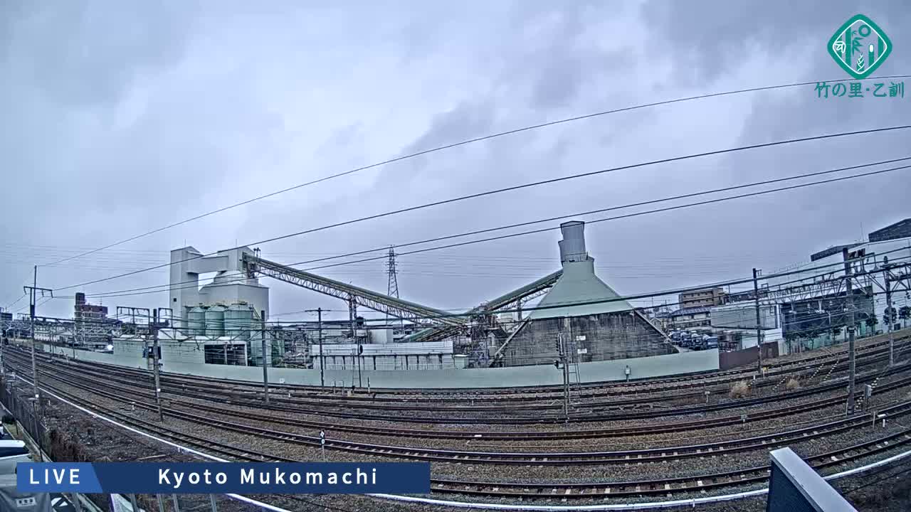 Kyoto, Muko ,JR Kyoto-Mukomashi Railway Crossing & Kuzenakakuzecho, Minami Industrial Zone ( 京都府・向日市・JR京都向日市鉄道道路・久前仲世町・南工業地帯 ) Live Cam  - Uryu, Teradocho, Muko, Kyoto, Kyōto, Kansai, Japan
