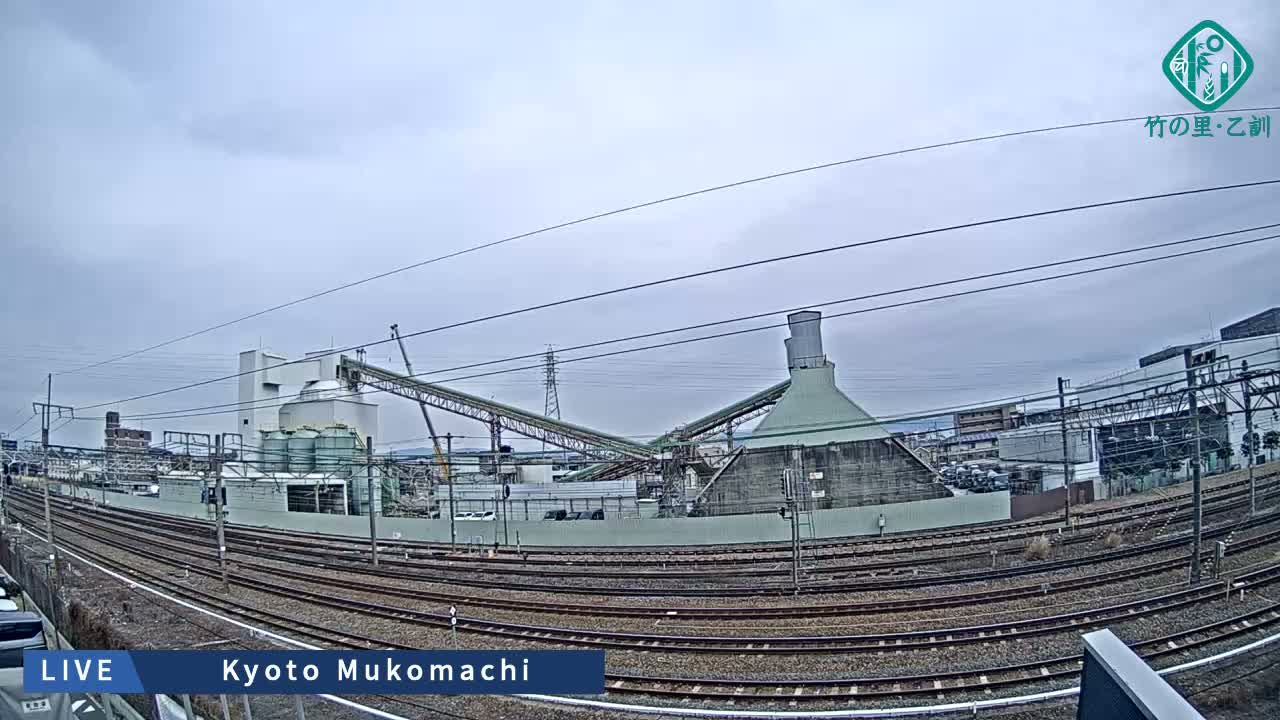 Kyoto, Muko ,JR Kyoto-Mukomashi Railway Crossing & Kuzenakakuzecho, Minami Industrial Zone ( 京都府・向日市・JR京都向日市鉄道道路・久前仲世町・南工業地帯 ) Live Cam  - Uryu, Teradocho, Muko, Kyoto, Kyōto, Kansai, Japan