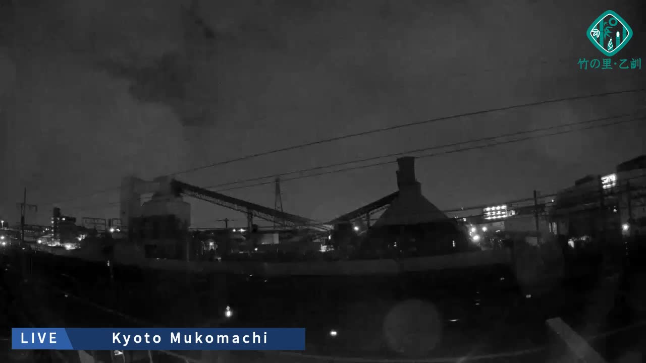Kyoto, Muko ,JR Kyoto-Mukomashi Railway Crossing & Kuzenakakuzecho, Minami Industrial Zone ( 京都府・向日市・JR京都向日市鉄道道路・久前仲世町・南工業地帯 ) Live Cam  - Uryu, Teradocho, Muko, Kyoto, Kyōto, Kansai, Japan