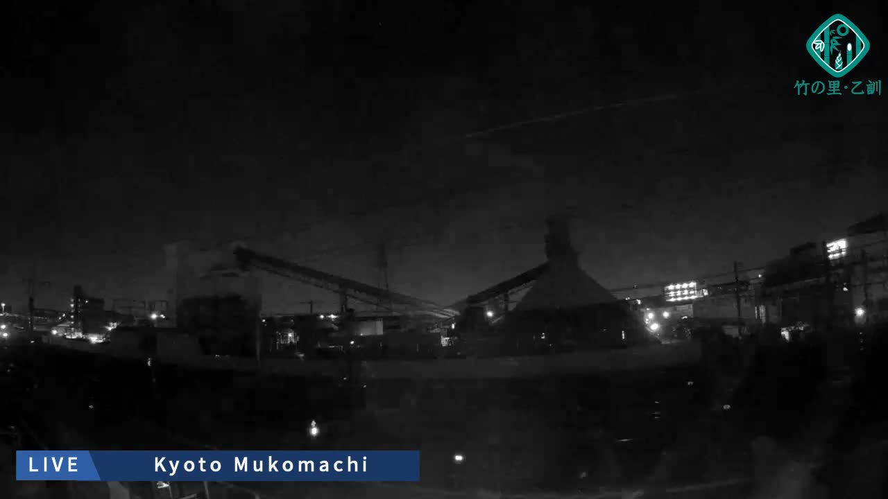 Kyoto, Muko ,JR Kyoto-Mukomashi Railway Crossing & Kuzenakakuzecho, Minami Industrial Zone ( 京都府・向日市・JR京都向日市鉄道道路・久前仲世町・南工業地帯 ) Live Cam  - Uryu, Teradocho, Muko, Kyoto, Kyōto, Kansai, Japan