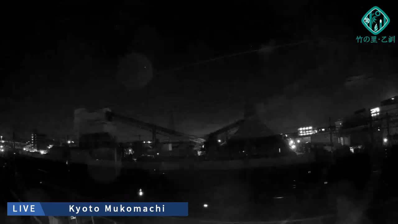 Kyoto, Muko ,JR Kyoto-Mukomashi Railway Crossing & Kuzenakakuzecho, Minami Industrial Zone ( 京都府・向日市・JR京都向日市鉄道道路・久前仲世町・南工業地帯 ) Live Cam  - Uryu, Teradocho, Muko, Kyoto, Kyōto, Kansai, Japan