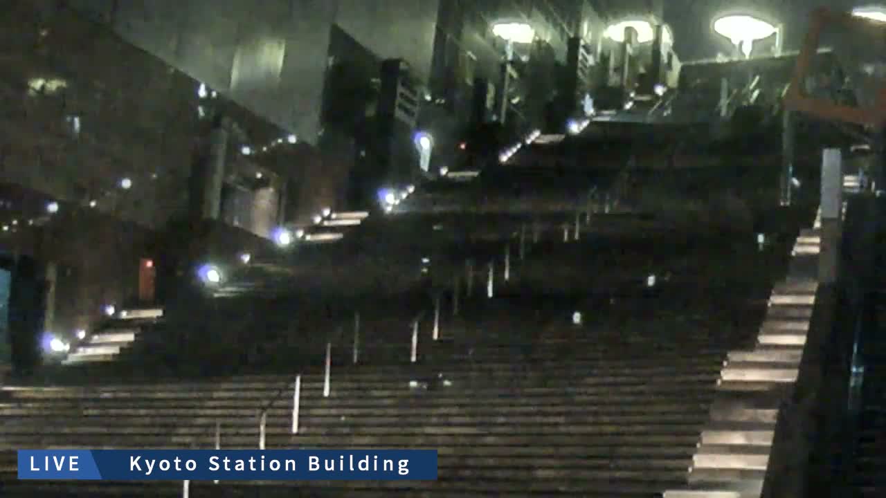 Kyoto Station Grand Staircase ( 京都駅大階段 ) Live Cam - Higashishiokoji Kamadonocho, Shimogyo, Kyoto, Kyōto, Kansai, Japan