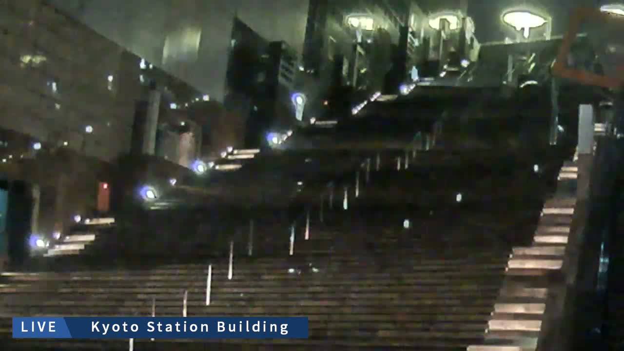 Kyoto Station Grand Staircase ( 京都駅大階段 ) Live Cam - Higashishiokoji Kamadonocho, Shimogyo, Kyoto, Kyōto, Kansai, Japan