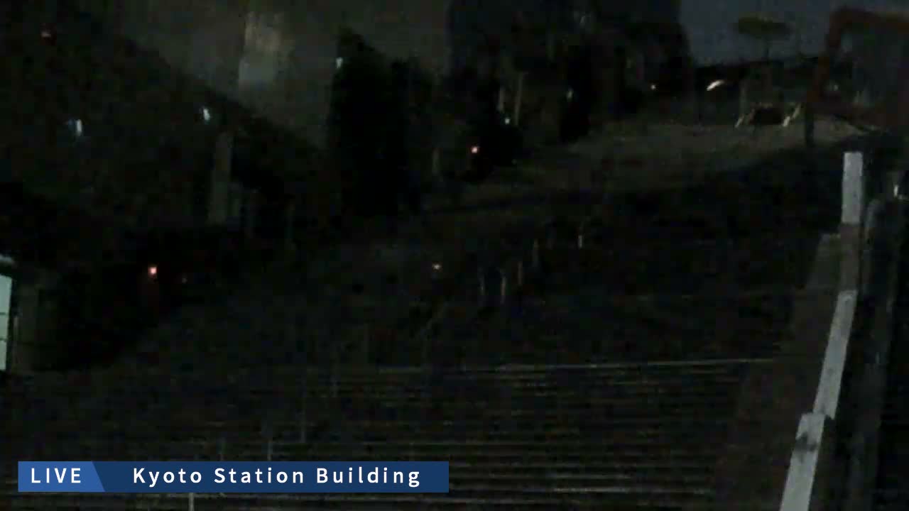 Kyoto Station Grand Staircase ( 京都駅大階段 ) Live Cam - Higashishiokoji Kamadonocho, Shimogyo, Kyoto, Kyōto, Kansai, Japan