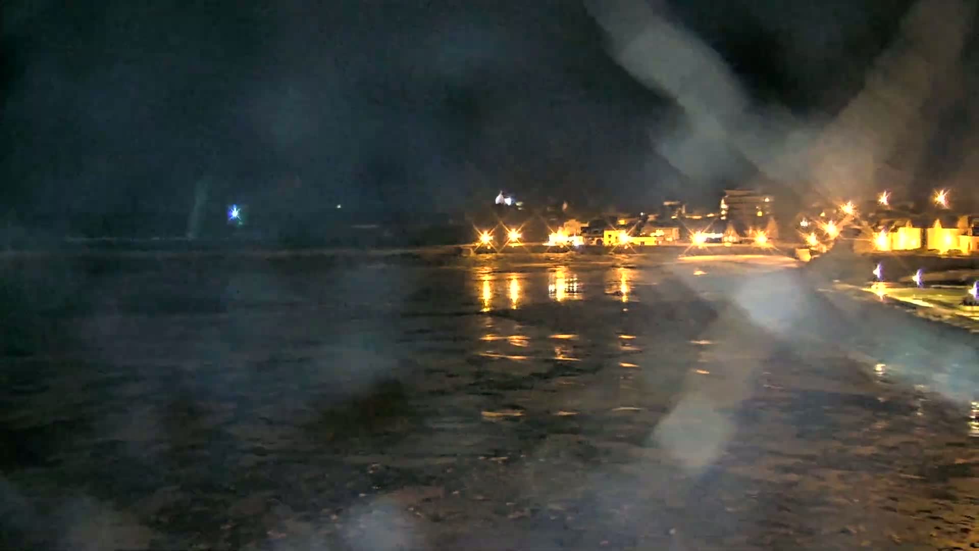 Roscoff City Port & Beach Live Cam - Morlaix, Finistère, Bretagne, France