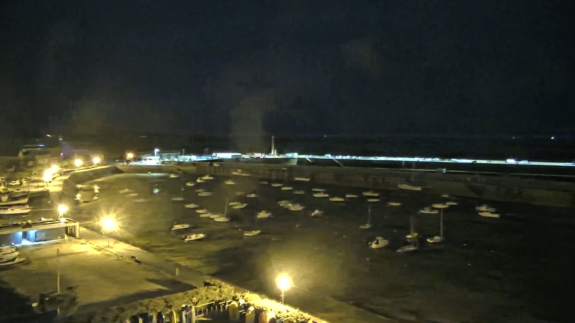 Roscoff City Port & Beach Live Cam - Morlaix, Finistère, Bretagne, France