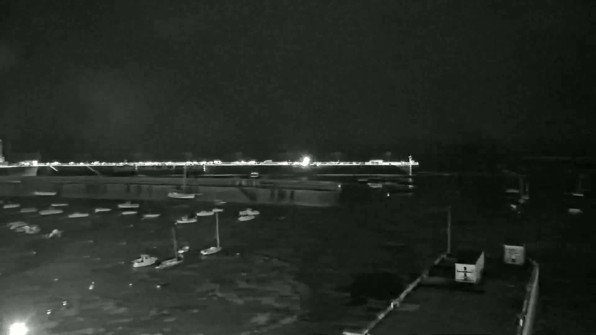 Roscoff City Port & Beach Live Cam - Morlaix, Finistère, Bretagne, France