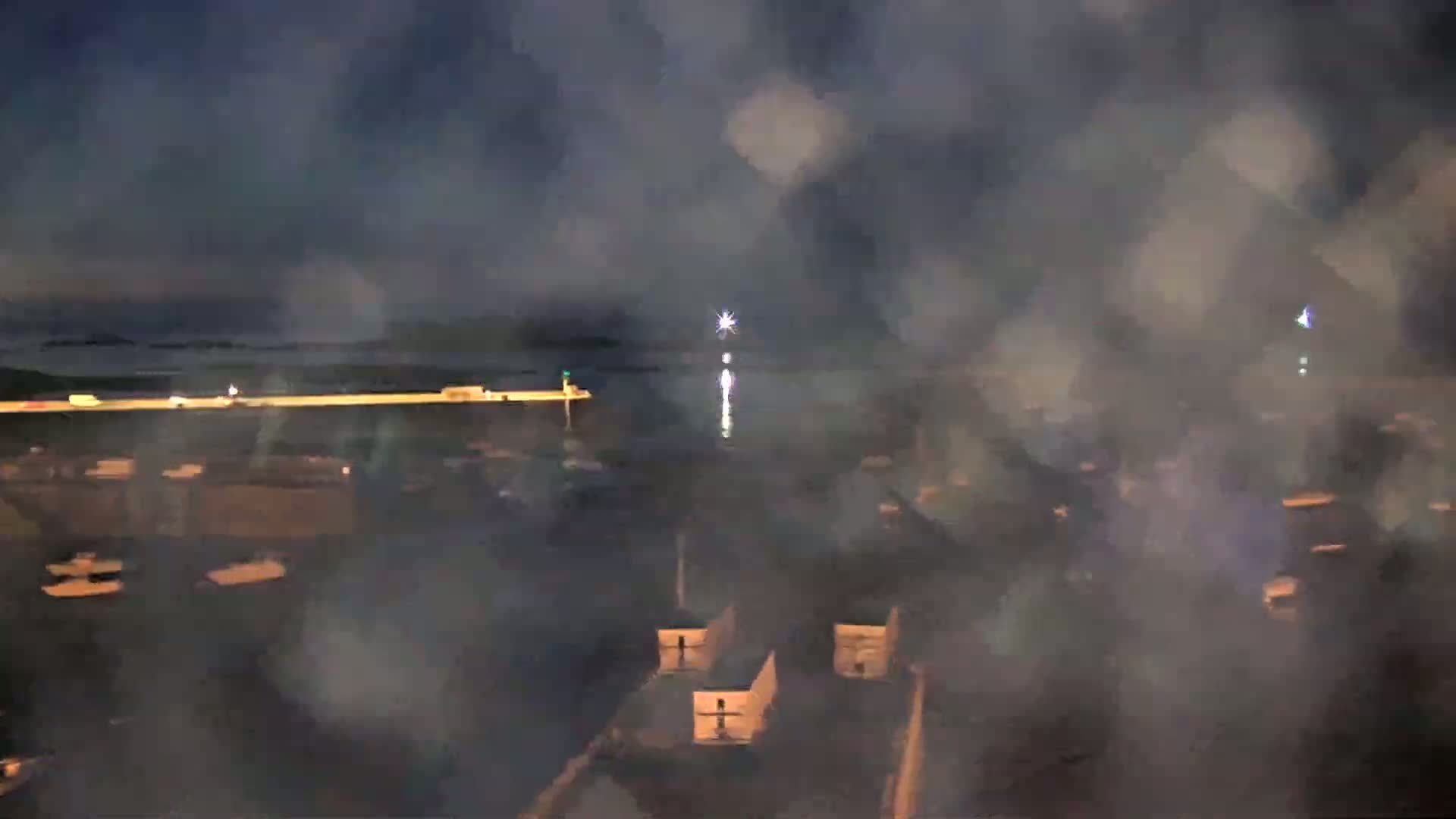 Roscoff City Port & Beach Live Cam - Morlaix, Finistère, Bretagne, France